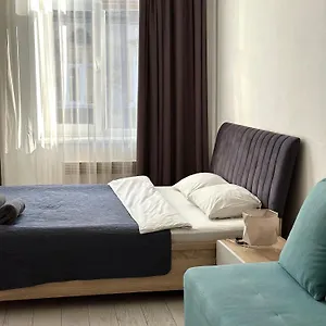  Апартаменты Romantic Apartments-near Opera House 5/8
